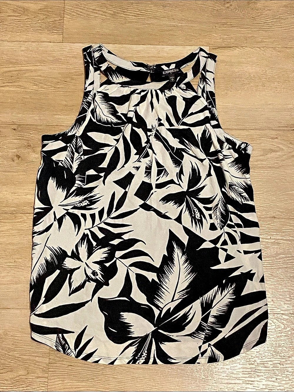 Express Floral Tank Top in Black & White
